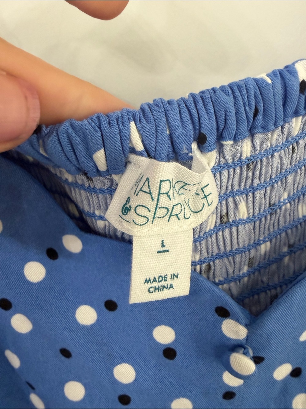 Market & Spruce Women’s Large scalloped neckline light blue polka dot romper - Picture 3 of 9